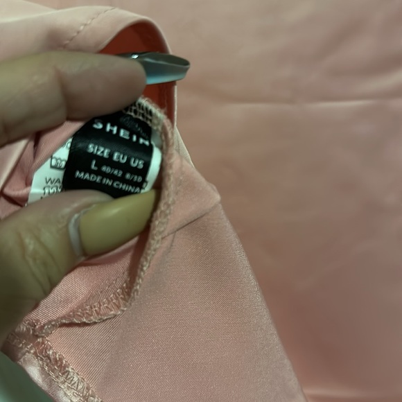NWOT One shoulder pink satin top shein L - Picture 7 of 7
